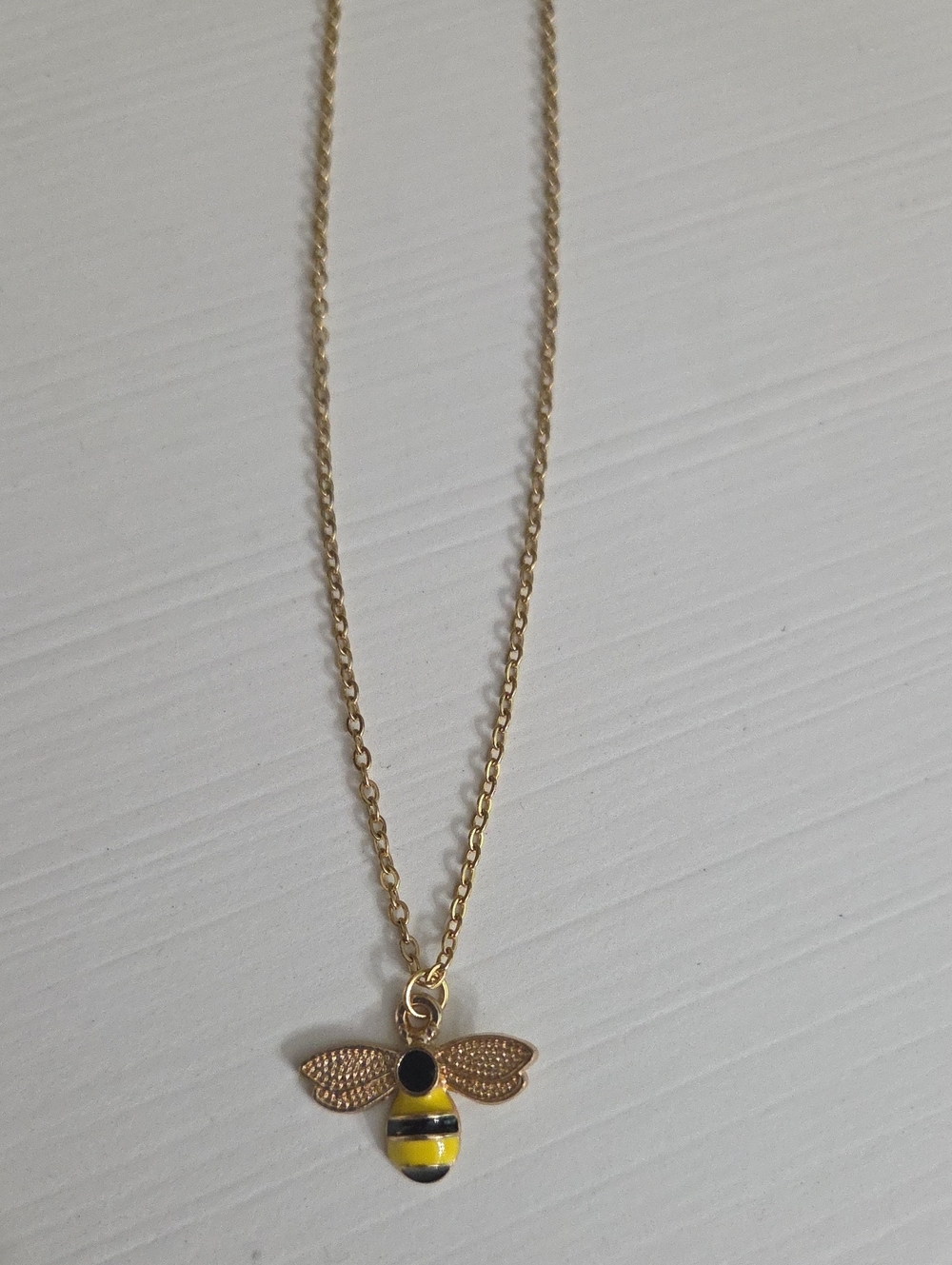 Bee Earring And Neacklece Set - Picture 4 of 10